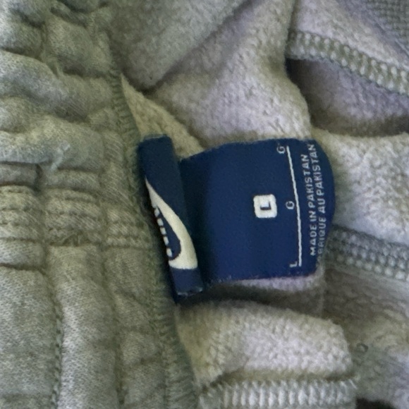 Men’s Nike Gray sweatpants - Picture 4 of 4